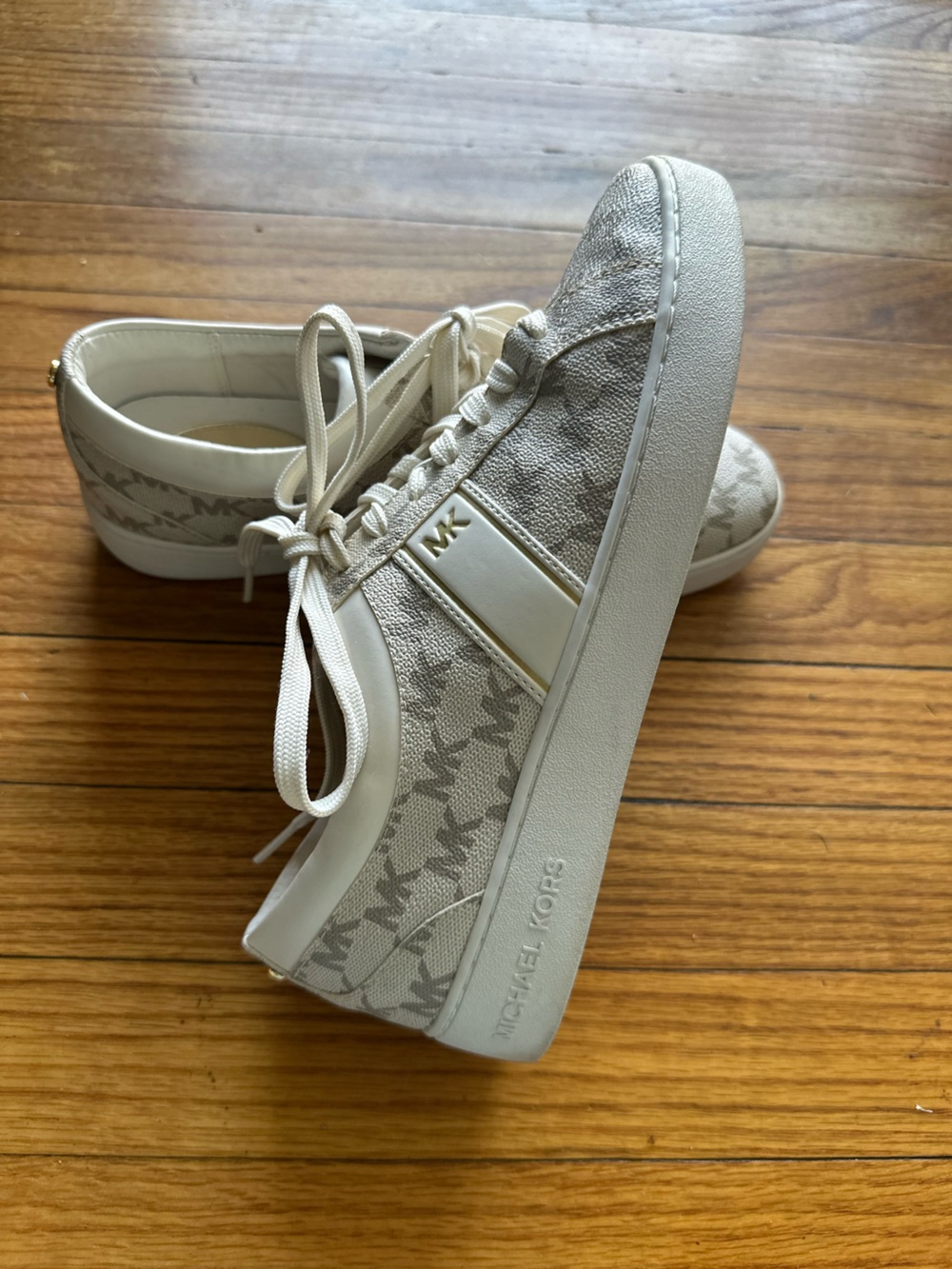 MICHAEL Michael Kors Juno Stripe Lace Up Sneakers Vanilla MK Monogram 8.5
